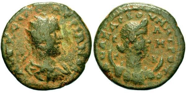  AE_ Roman Empire (27BC-395) Bronze Valerian I (193-260)