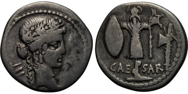  Denarius 罗马共和国 (509 BC - 27 BC) 銀 尤利烏斯·凱撒