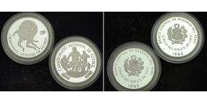  
 
  
 1982, Peru (Republic). Proof Silver 5000 Soles Coin. Champions of Soccer. 2pcs! 
   
 Mint Year: 1982 Reference: KM-284 / KM-285. Mintage: 8,250 pcs. / 8,300 pcs.  Denomination: 5000 Sole ...